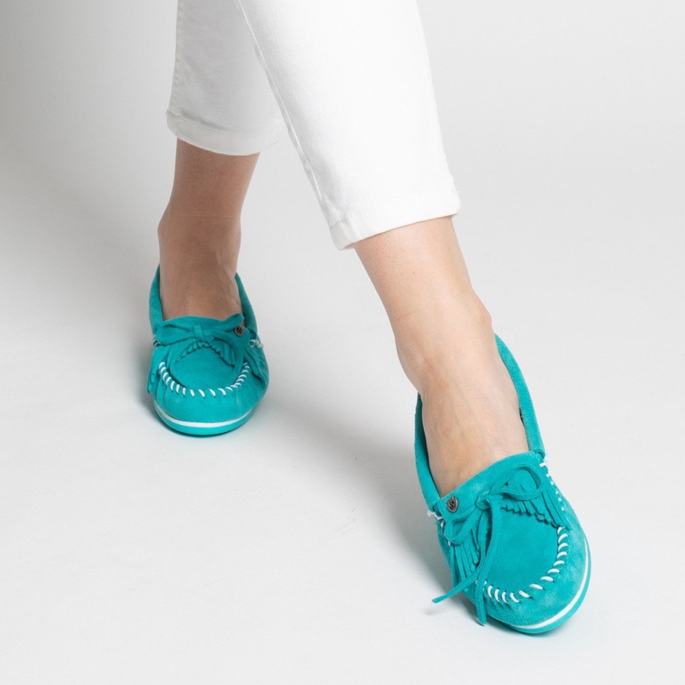 Minnetonka Turquoise Kilty Plus Suede Moccasins Water Resistant 7 slip on